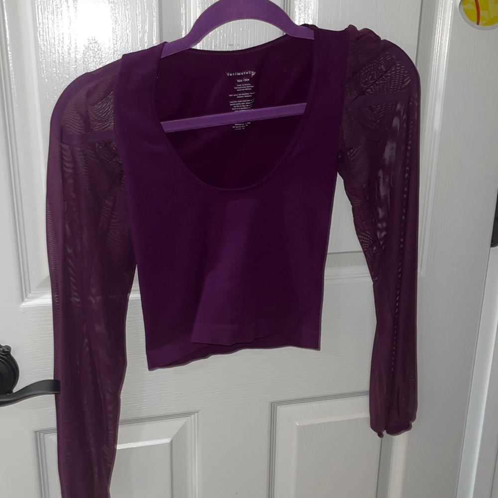 Mesh sleeve purple top